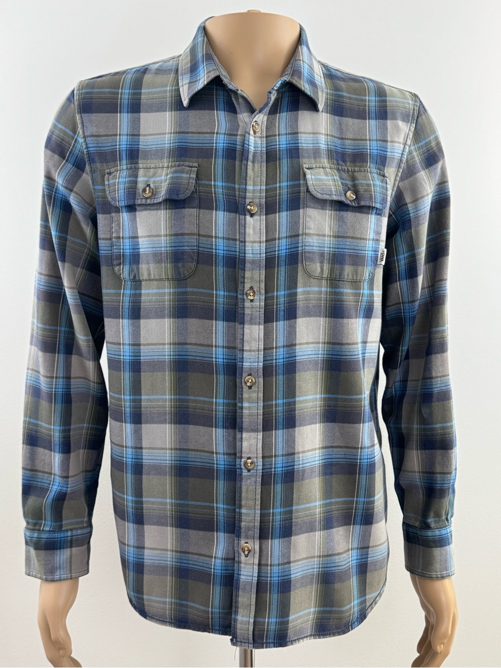 VANS Off The Wall Long Sleeve Plaid Flannel Button Down Shirt, Men’s Size M